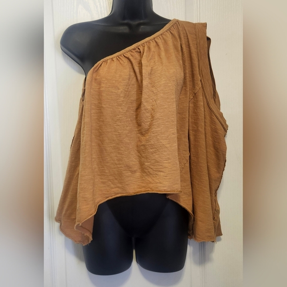 We The Free Tops - We The Free One-Shoulder Brown Blouse Size Small EUC